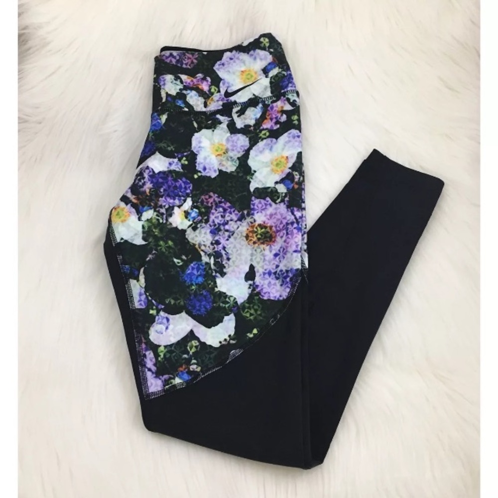 Women’s Nike Power Legend Training Tights - Picture 4 of 7